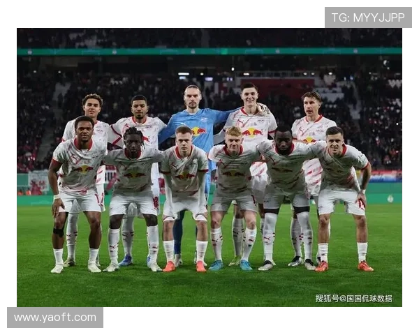 德甲焦点战汉堡力争摆脱降级险境不莱梅客场颓势急待破局困扰中突围 德甲焦点战汉堡力争摆脱降级险境不莱梅客场颓势急待破局困扰中突围