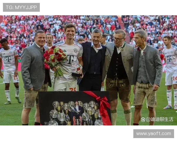 穆勒赛后感慨遗憾无缘冠军晒照致谢球迷支持心情复杂 穆勒赛后感慨遗憾无缘冠军晒照致谢球迷支持心情复杂